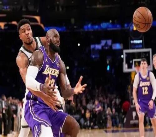 湖人与雄鹿的较量：难道“关键之战”也会翻车吗_NBA直播