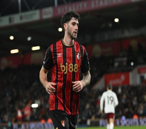 曼联巴萨都想要他尤文却可能偷偷捡漏塞内西_意甲直播