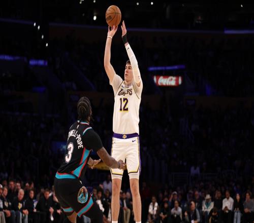 新年首发数据暴涨，雷迪克为他点赞球迷送外号，八村塁这下尴尬了