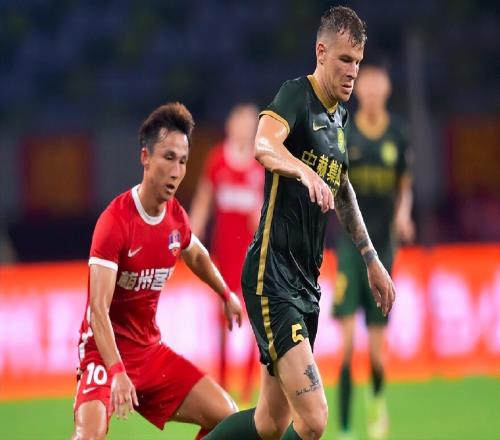 抵达海口！国安旧将与球队汇合，下赛季将成对手，球迷遗憾