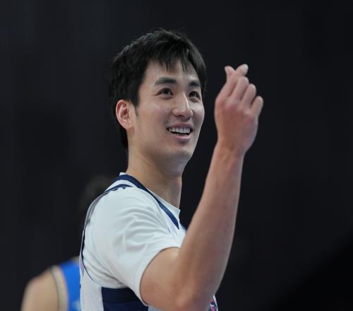 山东男篮绝杀之夜,仍有两将令人绝望,尽早弃用有利无害