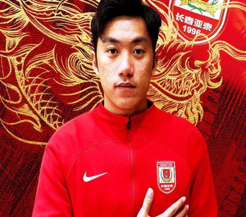 中超热身赛：新援任意球破门，大连英博10津门虎，K联赛球队观战