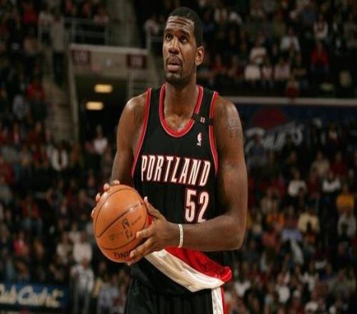 NBA之路被伤病所毁奥登来CBA后究竟过得怎么样