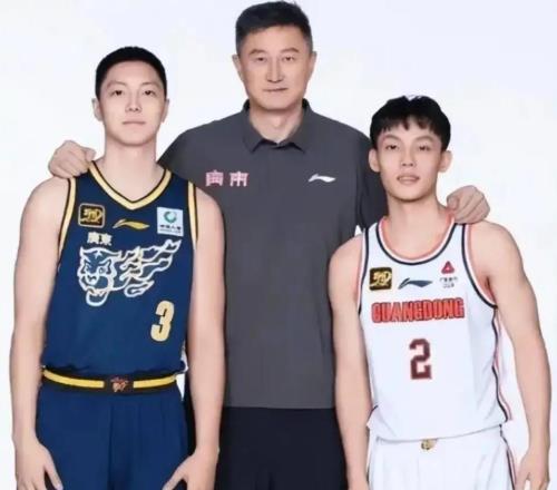 CBA辽粤大战来袭，杜锋PK杨鸣，徐杰带队复仇，赵继伟揭复出悬念