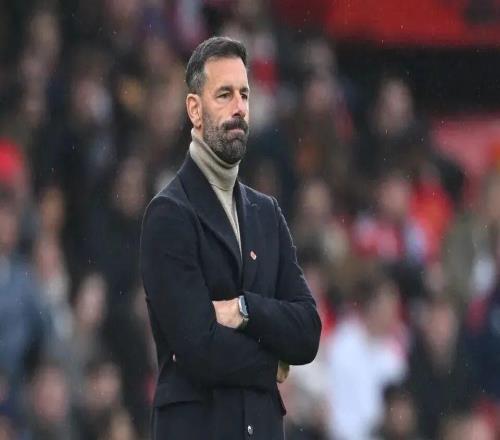 TA记者谈曼联高层与阿莫林的关系以及何时开始生变记者：曼联有些后悔让范尼离开