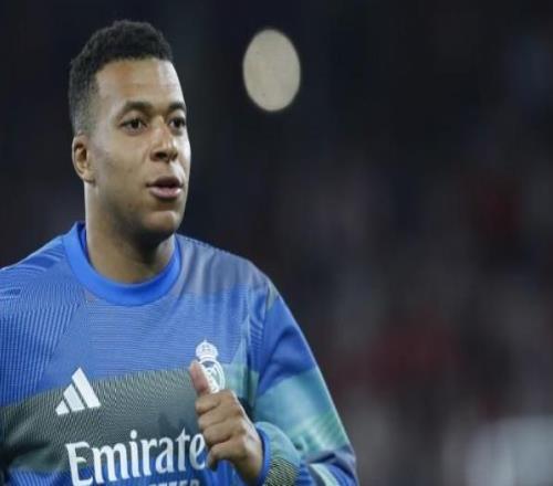 队报：皇马认为姆巴佩能出战巴萨，球员不想冒任何不理性风险