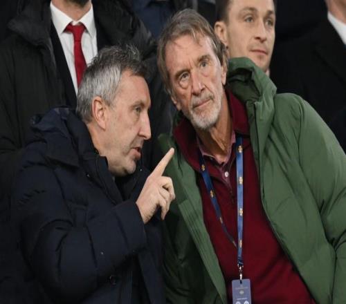 太阳报：威尔科克斯告知曼联球员这赛季目标是欧冠资格