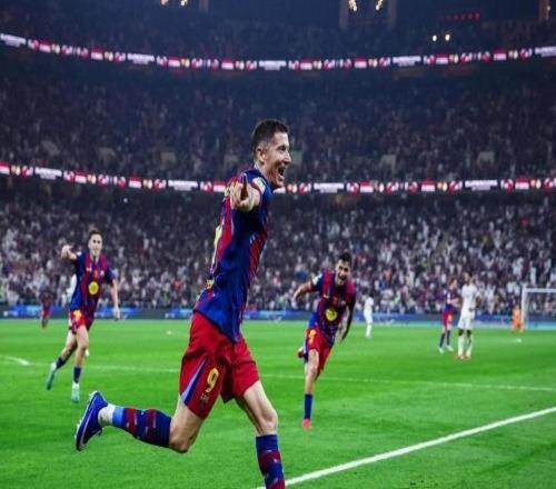 自加盟巴萨以来，莱万在每年的西超杯决赛均取得进球