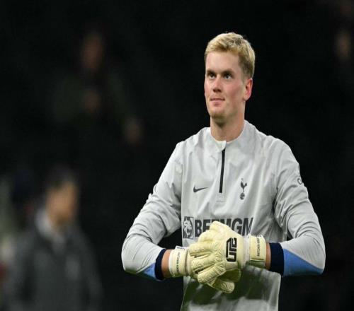 记者：西汉姆有意租借金斯基，弗赖堡和欧塞尔也感兴趣