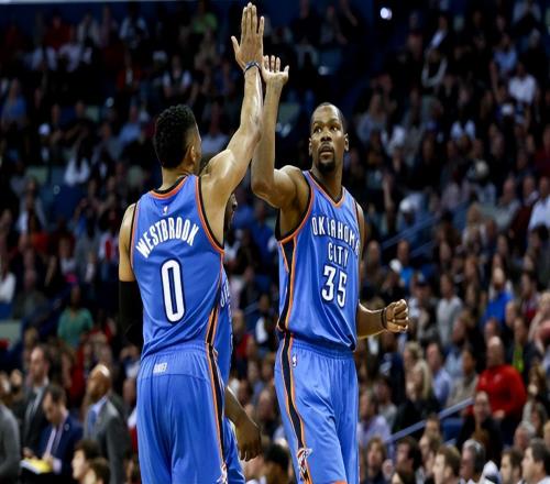 双少恩怨局!生涯交手19次,威少得到426分166板164助,杜兰特呢