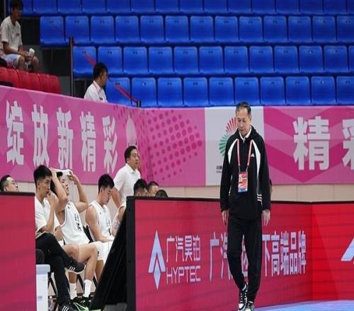 许利民：有专门人陪着赵睿跑战术希望他在2月回归