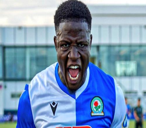 记者：申花与布莱克本就盖伊达成协议，球员已在迪拜通过体检