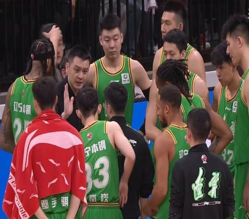 辽宁男篮对阵四强劲旅,赵继伟复出,杨鸣过招刘维伟,胜负悬念大
