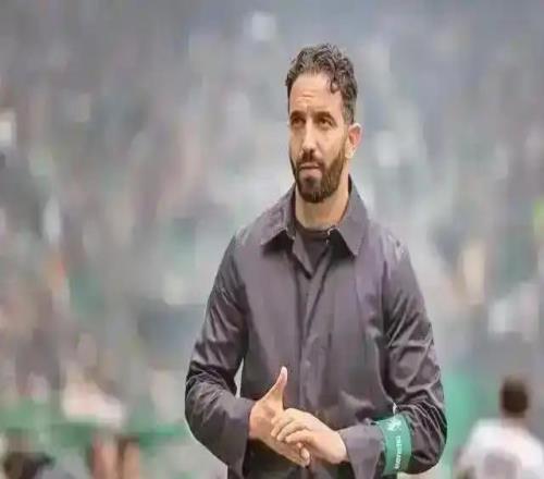 西蒙琼斯建议勒沃库森考虑阿莫林，斯洛特要解决风格的融合问题