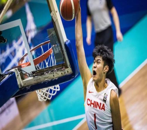 连克北京上海,国内球员得分榜前五占俩,贺希宁王浩然太猛了