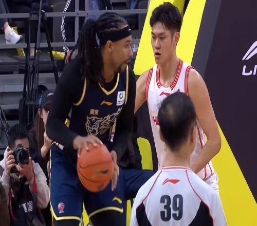 朱芳雨赌对了！广东队狂练“新内线”，杜锋为他拒绝交易王浩然