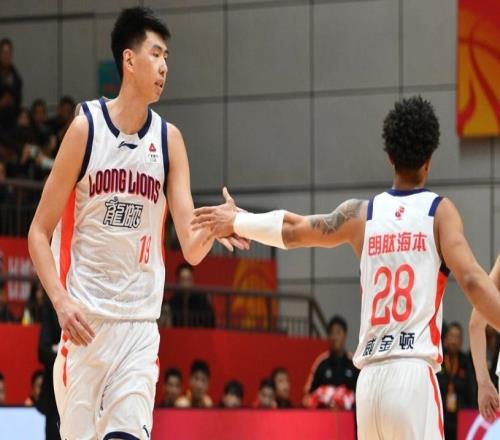 郭艾伦伤停12场！浙江双杀广州换帅后10战8胜徐昕13+6帽