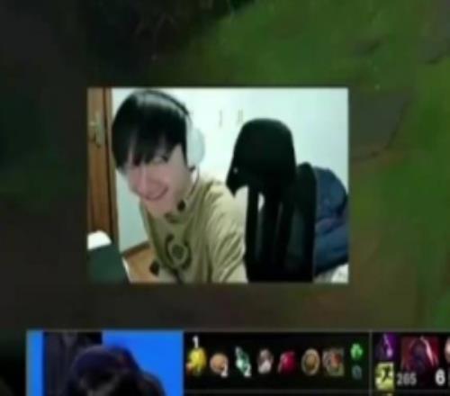 Tian和wayward复盘S12低谷分析上路经济黑洞团队队伍气氛太压抑