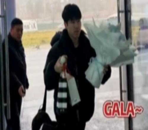 JDG发布对阵iG赛前视频：西安又下雪啦，比赛全力以赴