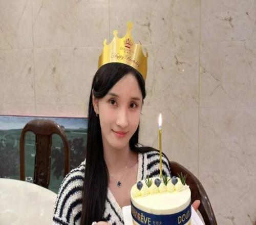 当厦马和重马“背靠背”，女子精英普遍二选一，只有黄菲不做选择题