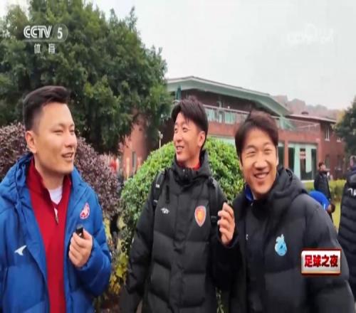 杨旭谈到为中国足球付出的青春并希望将经验传递给年轻一代_中超直播