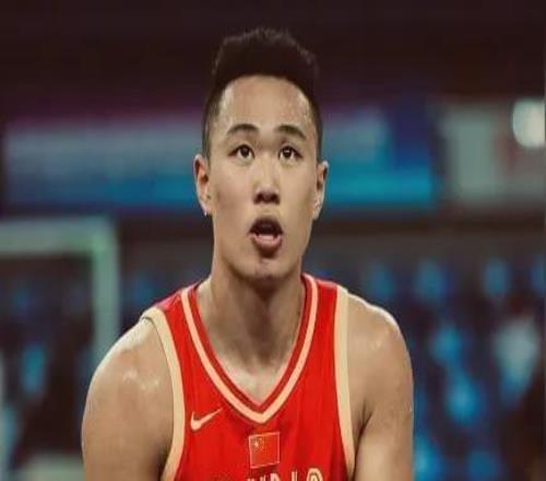 CBA劳模！出场时间联盟第1，三分球命中数联盟第1，得分本土第2