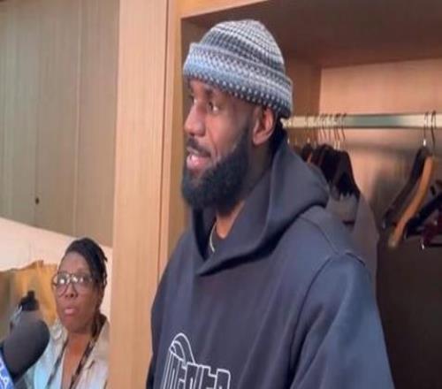 詹姆斯谈即将41岁：我在与时光老人作战，并且我已揍他一顿了