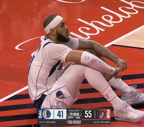 开拓者9人出场8人得分！斯普利特给10分钟，小杨仅1助+1失误2犯规