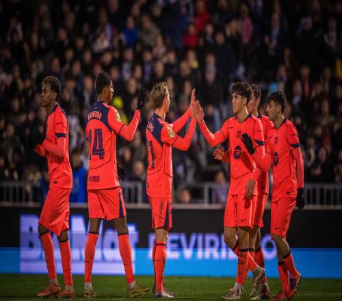 每体：巴萨希望在中卫位置上复制拉什福德模式，尝试租借球员