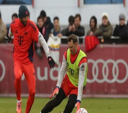 图片报：诺伊尔已完整参加训练，周日将首发出战狼堡