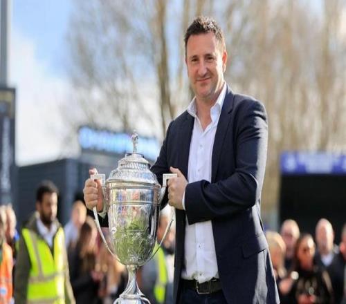 麦克斯菲尔德老板：买下俱乐部拯救了我，此前我只顾醉梦人生