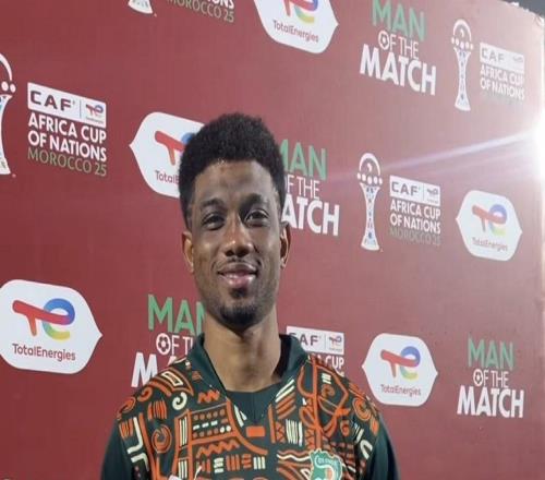 十分亮眼，阿马德5场非洲杯比赛贡献3球1助，3次获得全场最佳