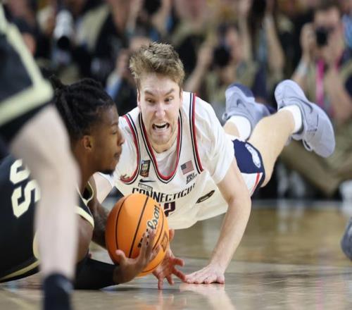 聪明的球员，不是教练教出来的