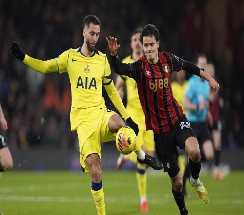 天空：本坦库尔将缺席本赛季的大部分比赛，热刺想买一名中场