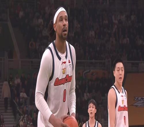 大鱼来了！广东最适合的锋线大侧翼曝光，朱芳雨有望重金挖走