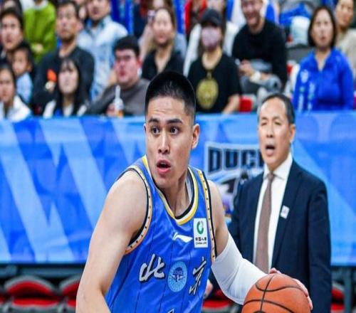 北京首钢两连败，许利民怒斥球员耍大牌，媒体人点名周琦曾凡博