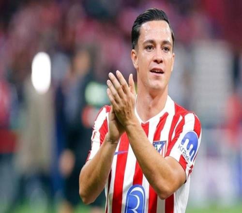 记者：罗马已谈妥总价2100万签拉斯帕多里，经纪人将约见马竞