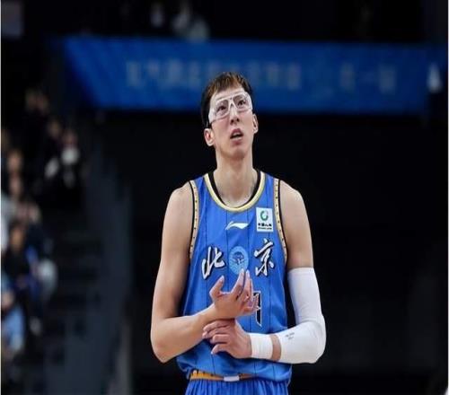 北京险胜江苏依然凸显隐患，被许利民批评的两大球星，依旧很低迷