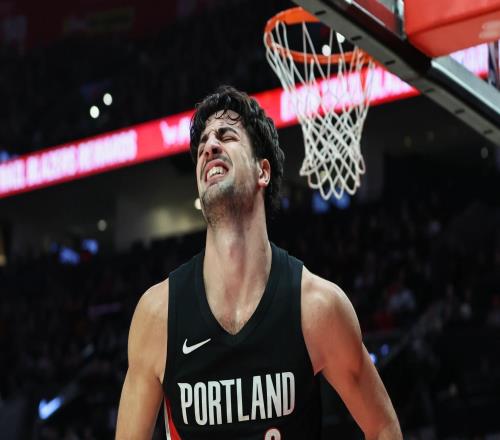 开拓者vs勇士伤病报告：阿夫迪亚下背部酸痛缺阵，罗威不轮休