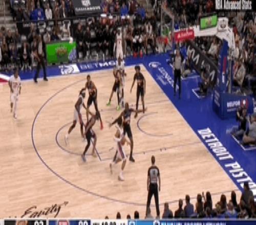 三巨头走了俩，联盟笑柄却起飞了