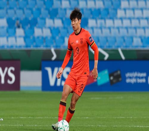 苗原：辽宁铁人很想要贺一然，一直想办法说服长春亚泰放人