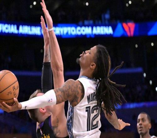 王者归来，灰熊队莫兰特伤愈复出，对阵魔术队上半场火力全开