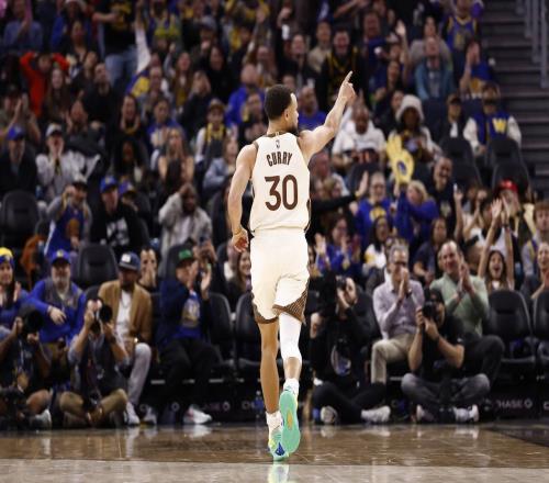 勇士23分大胜热火！赛后球队却传来1个坏消息，这下他们麻烦了