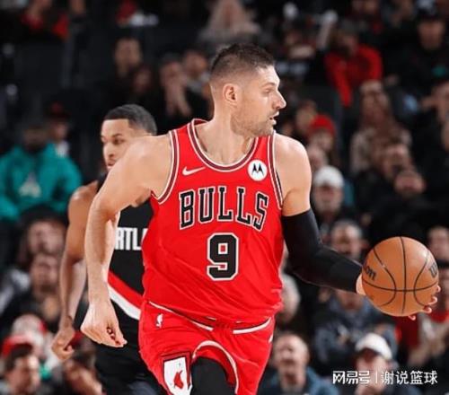 FW支招勇士做三方交易，可引进17+9中锋，抄底26岁铁闸