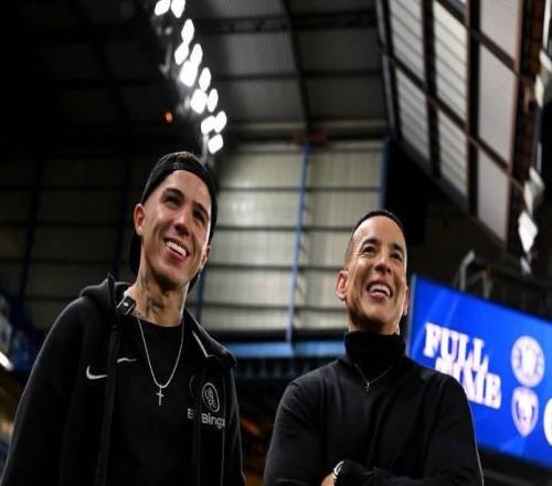 联动，恩佐邀请波多黎各歌手洋基老爹现场观看切尔西欧冠比赛