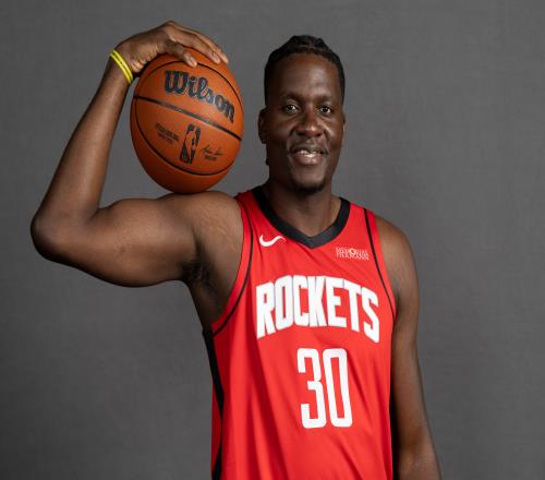 斯通的精彩操作成功签回卡佩拉亚当斯受伤后他成为内线奇兵_NBA直播