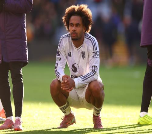 天空体育透露曼联冬季窗口将保持静默，既不会有人走人也不会有人入驻_英超直播