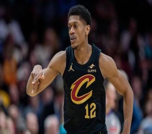 湖人近期曾主动询价！曝骑士对交易亨特持开放态度