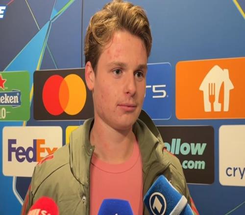 乌尔比希：很高兴当选全场最佳，希望以后再多拿几次