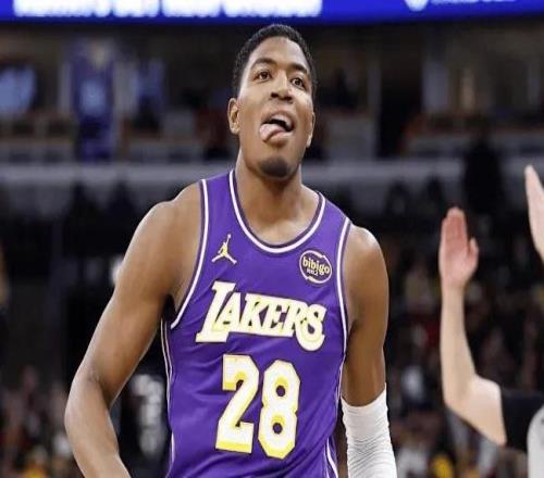 溃败骑士雷迪克在犯罪！用废东契奇，五小自爆，用人一塌糊涂！